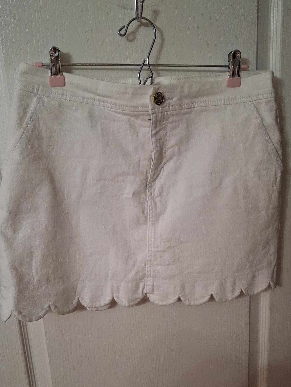 Lilly Pulitzer White Scalloped Hem Skort  NWOT  Size 8